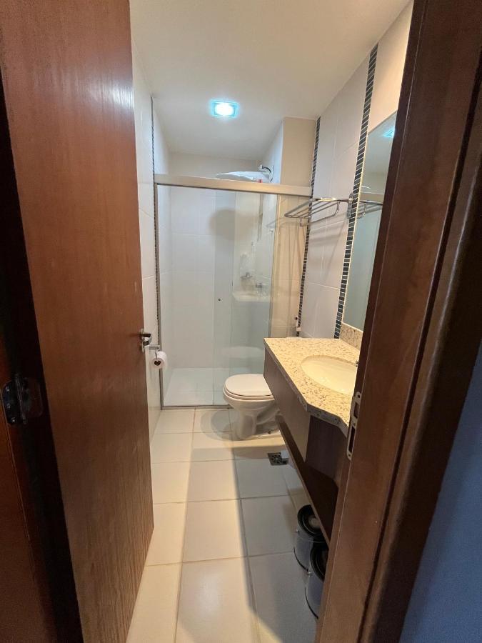 Flat 501 - Condominio Veredas Do Rio Quente - Diferenciado Com Ar Na Sala E No Quarto Bagian luar foto