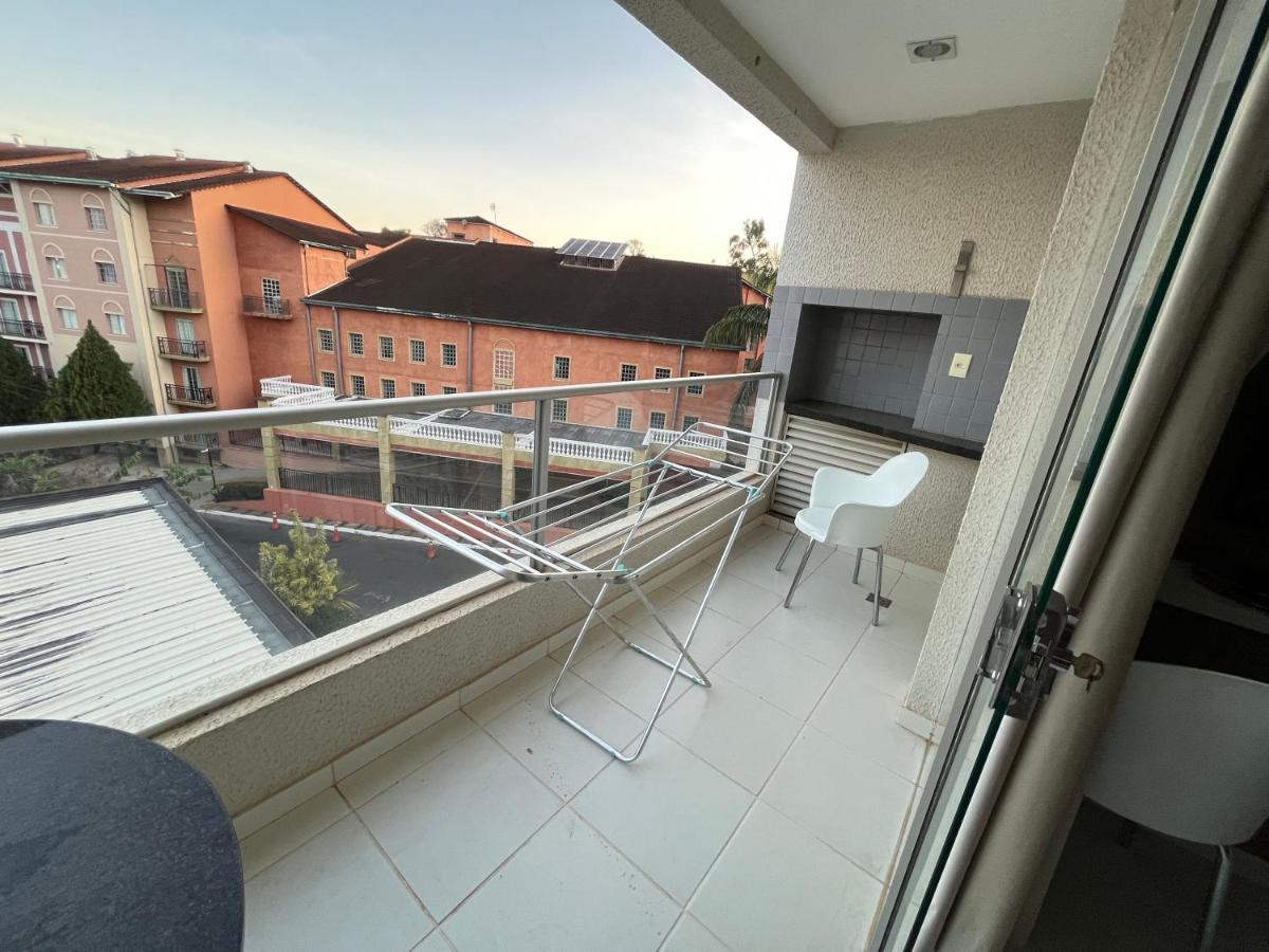 Flat 501 - Condominio Veredas Do Rio Quente - Diferenciado Com Ar Na Sala E No Quarto Bagian luar foto
