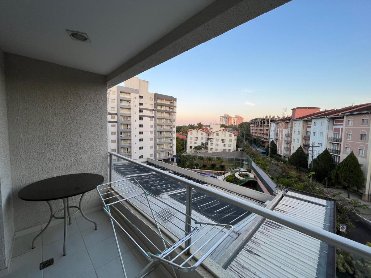 Flat 501 - Condominio Veredas Do Rio Quente - Diferenciado Com Ar Na Sala E No Quarto Bagian luar foto