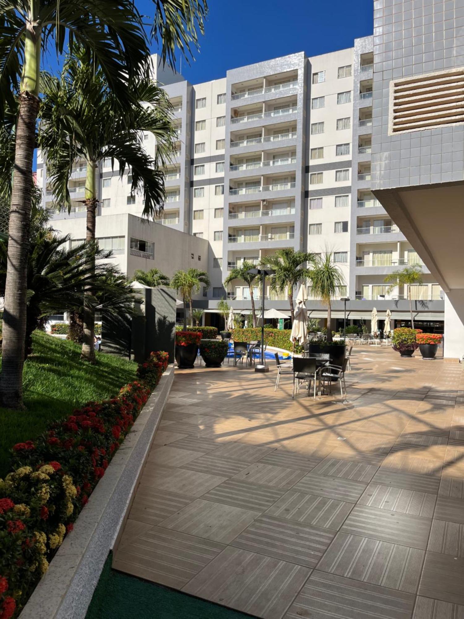 Flat 501 - Condominio Veredas Do Rio Quente - Diferenciado Com Ar Na Sala E No Quarto Bagian luar foto